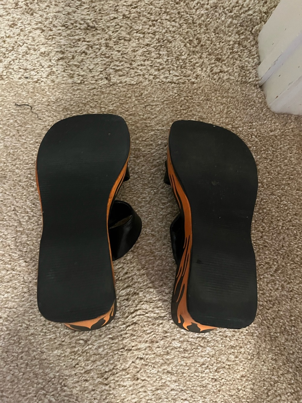 Black & Orange Flame Platform Wedge Sandals - Harley Davidson - Picture 5 of 7